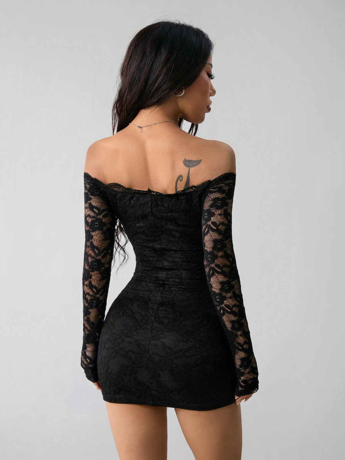 Robe En Dentelle à Épaules Dénudées